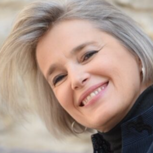 Leili Anvar